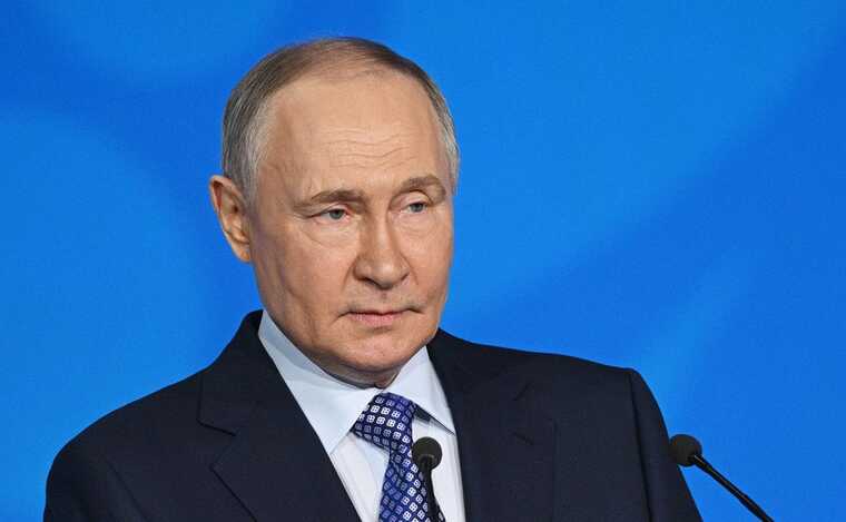 Париж призвал Путина не откладывать переговоры с Зеленским в Стамбуле